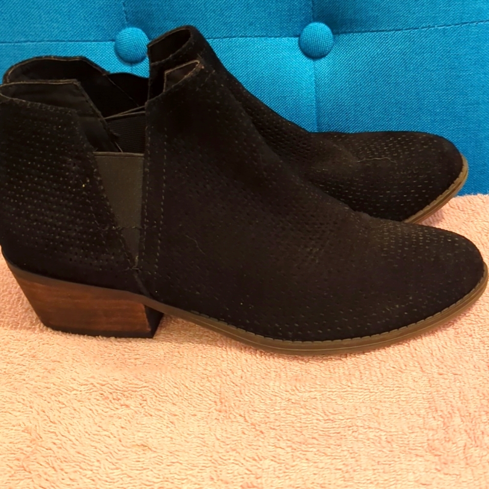 Crown Vintage Black Suede Ankle Booties